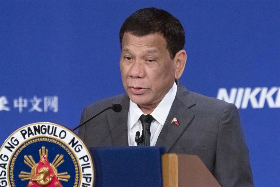 Archivo - Rodrigo Duterte, en un acto en Tokio