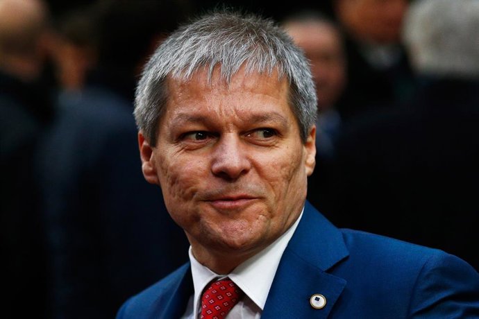 Archivo - El actual presidente del grupo liberal 'Renovar Europa' en el Parlamento Europeo y excomisario de Agricultura de la Unión Europea, Dacian Ciolo.