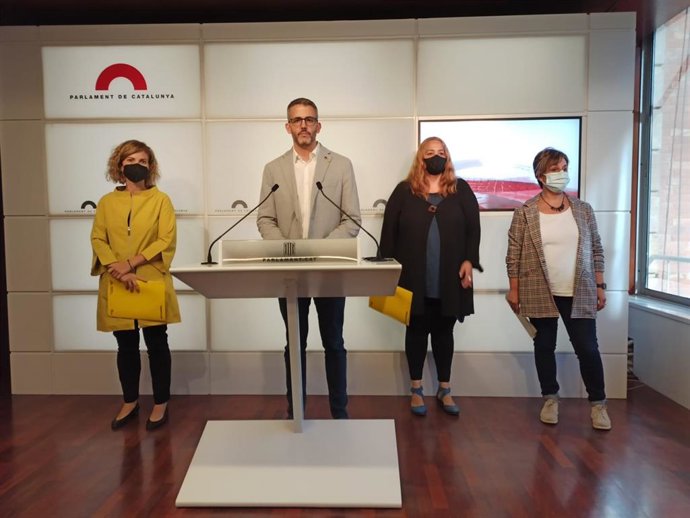 Los diputados de ERC en el Parlament Eugeni Villalbí, Raquel Sans, Maria Jesús Viña y Llusa Llop.