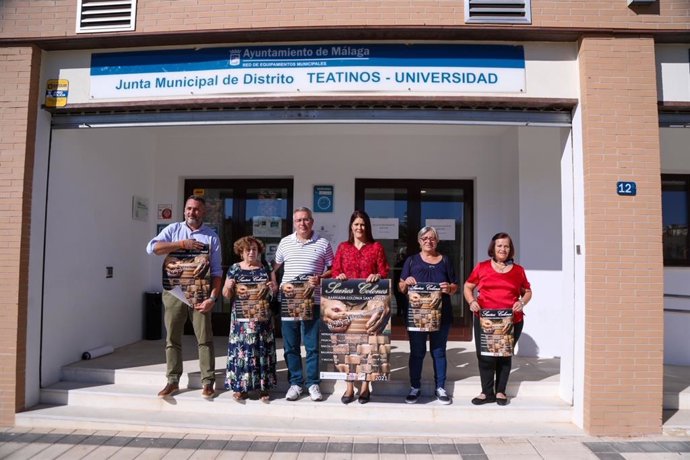 Presentación de los 'Sueños Colonos' en la barriada de la Colonia de Santa Inés de la capital malagueña