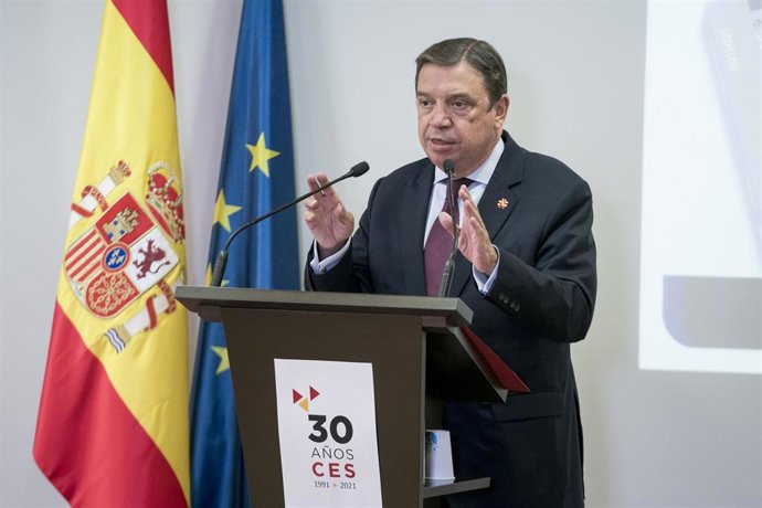 El ministro de  Agricultura, Pesca y Alimentación, Luis Planas, 