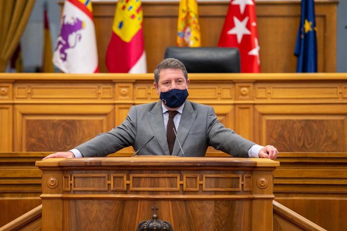 Archivo - El presidente regional, Emiliano García-Page, asiste, en las Cortes de Castilla-La Mancha, al acto conmemorativo del V Centenario del levantamiento de las Comunidades.