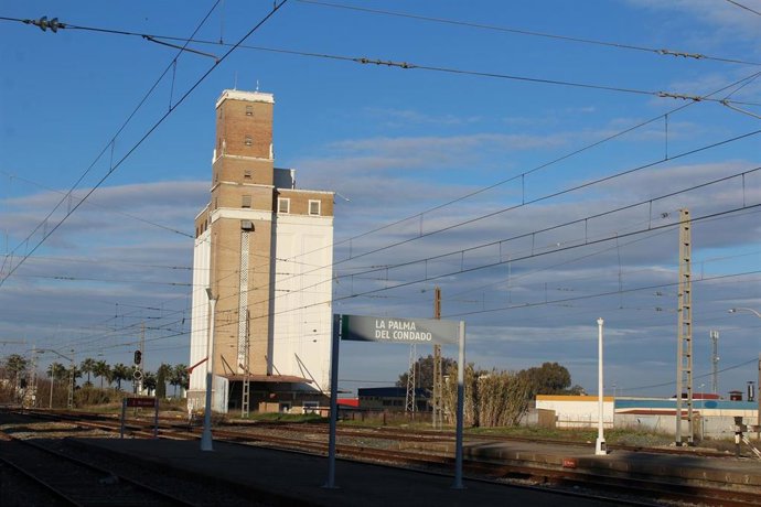 Archivo - Antiguo silo de La Palma del Condado. 