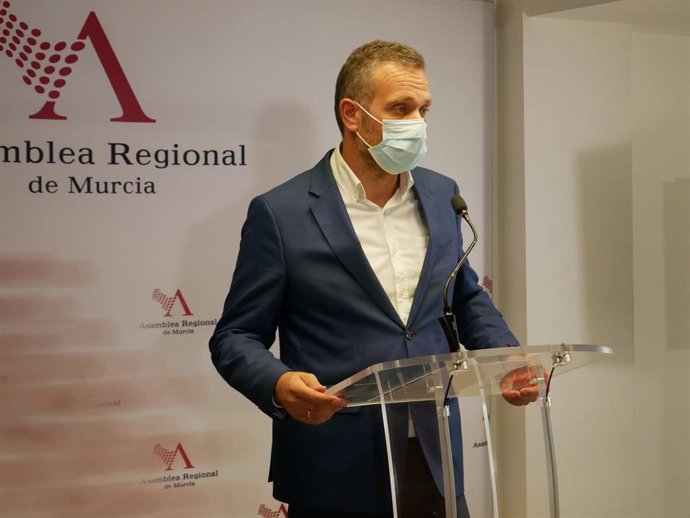 El portavoz 'popular' en la Cámara, Joaquín Segado