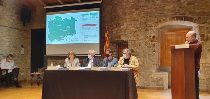La Diputación de Barcelona y la Generalitat lanzarán tres líneas de bus para facilitar el acceso al parque natural del Montseny.