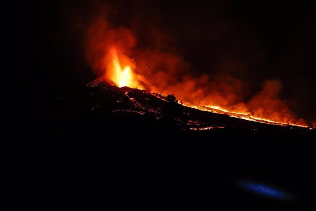 La erupción del volcán de Cumbre Vieja, a 3 de octubre de 2021, en La Palma, Santa Cruz de Tenerife, Canarias (España). 