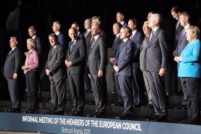 05 October 2021, Slovenia, Kranj: EU leaders and Heads of state pose for a group photo during the EU-Western Balkans summit at Brdo Castle. Photo: Nebojsa Tejic/STA/dpa