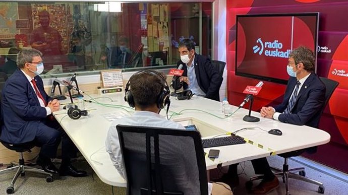 Los alcaldes en Ganbara de Radio Euskadi