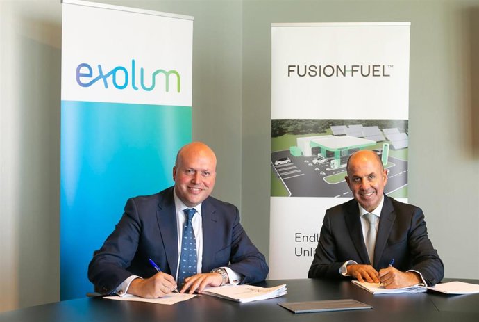 Andrés Suárez, responsable de Exolum y Joao Wahnon, jefe de Desarrollo de Fusion Fuel