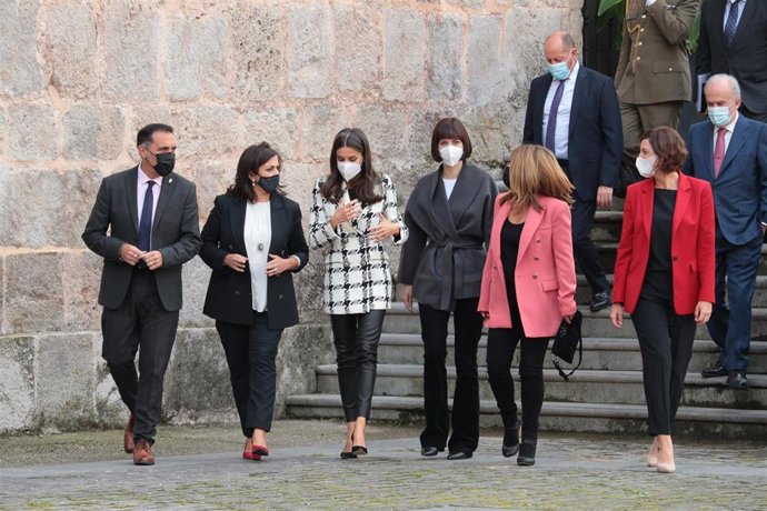 La Reina Letizia llega a San Millán de la Cogolla para cerrar el Seminario Internacional de la Lengua y el Periodismo