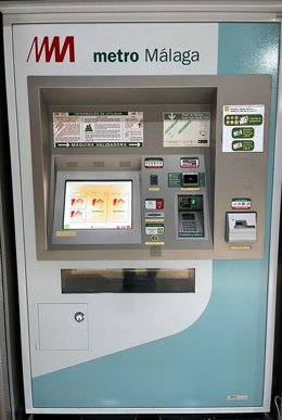 El metro de Málaga habilita el pago con tarjeta bancaria contactless en todas sus expendedoras