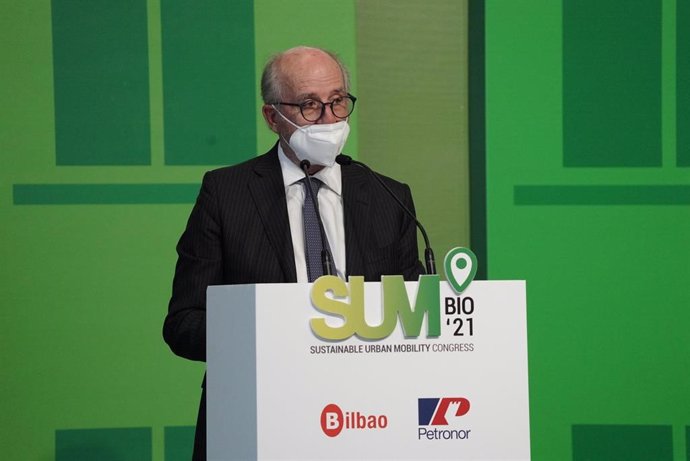 El presidente de Repsol, Antonio Brufau, inaugura el SUM Bilbao