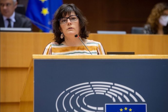 Archivo - La eurodiputada del PSOE Isabel García.