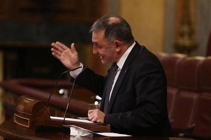 Archivo - El portavoz adjunto de Unidas Podemos y secretario general del PCE, Enrique Santiago.