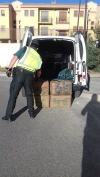 Interceptado un vehículo cargado con más de 132 kilos de hachís en la A-92N, en Gor (Granada)