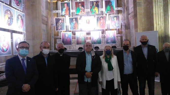Inauguración de la exposición en la capilla de los Vigiles de la Catedral.