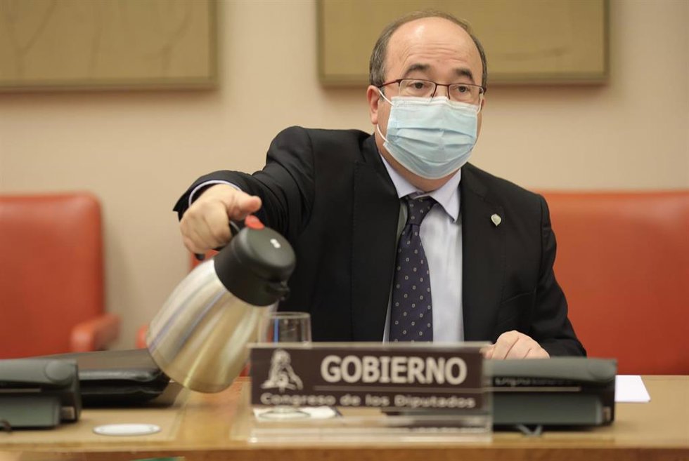 El ministro de Cultura y Deporte, Miquel Iceta, en la comisión de esa misma materia del Congreso.