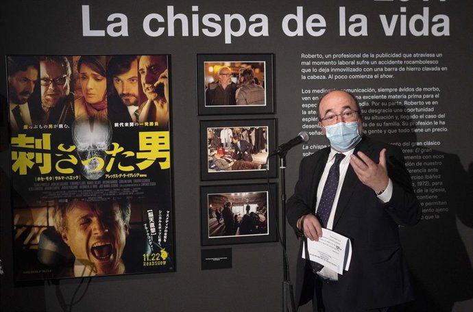 El ministro de Cultura y Deporte, Miquel Iceta, interviene en la inauguración de la exposición Alex de la Iglesia. 