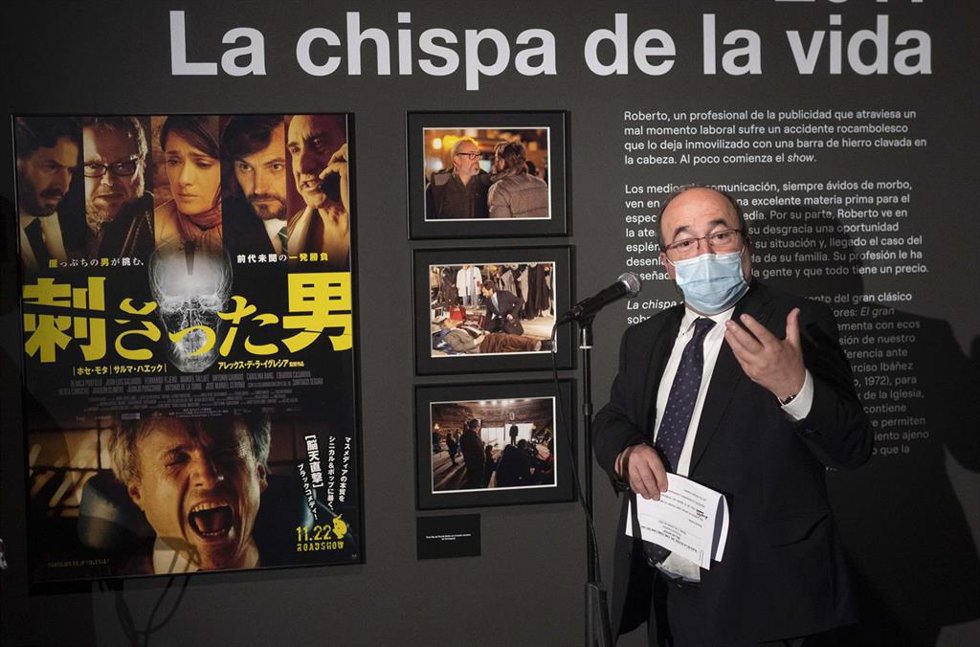 El ministro de Cultura y Deporte, Miquel Iceta, interviene en la inauguración de la exposición Alex de la Iglesia. 