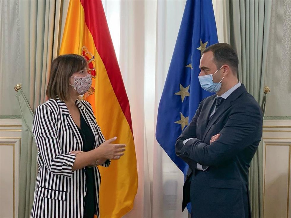 La consejera de Economía y el secretario de Estado de Política Territorial