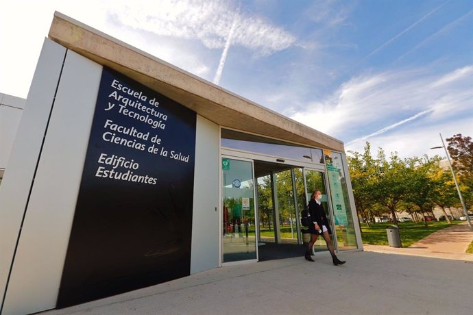 La Universidad San Jorge ha inaugurado un nuevo edificio