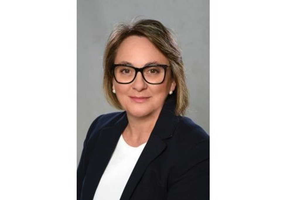 La leonesa Susana Acebo, nueva directora adjunta de Posventa y Cliente Mundo de Renault Iberia y del Cluster Internacional.