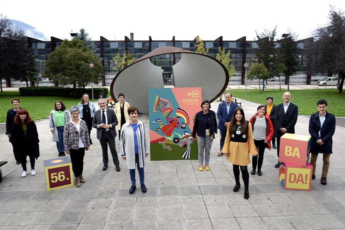 Presentación del cartel de la nueva edición de la Azoka de Durango.