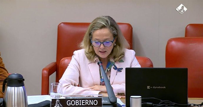 La vicepresidenta primera y ministra de Asuntos Económicos y Transformación Digital, Nadia Calviño, durante la presentación del Informe Anual de 2020 de Amcesfi