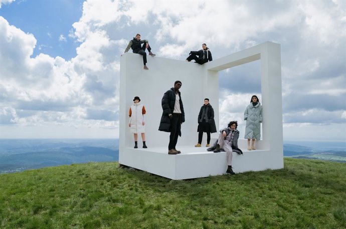 Archivo - Marc O'Polo Campaign Fall/Winter 2021 / expiry date 31.12.2021