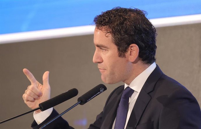 El secretario general del Partido Popular, Teodoro García Egea, interviene en el desayuno Fórum Europa, organizado por Nueva Economía Fórum, en el Hotel Mandarin Oriental Ritz, a 7 de octubre de 2021, en Madrid (España).