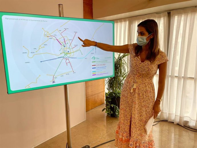 La concejala Carmen Fructuoso presenta el plan