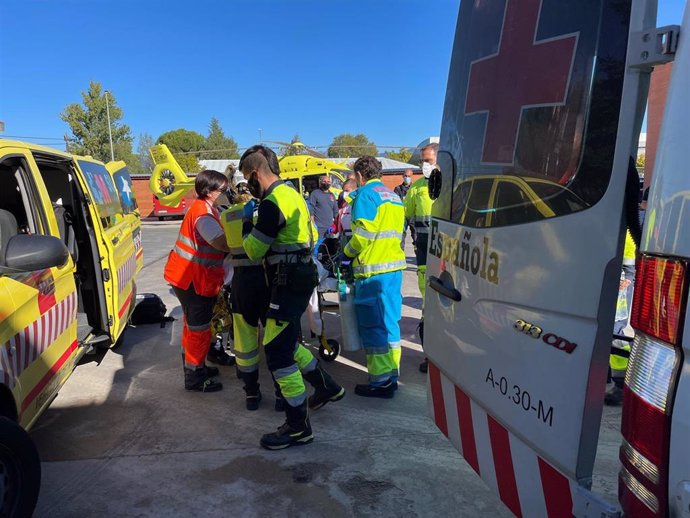 Un autobús atropella de gravedad a un joven en una calle de Collado Villalba