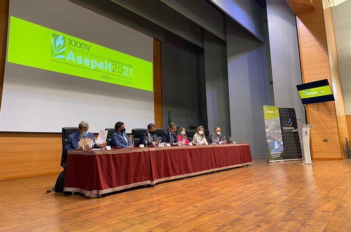 Inauguración del el congreso de Economía Aplicada Asepelt.