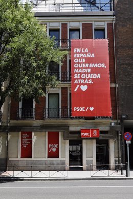 Archivo - Edificio de la sede del PSOE, situado en la calle Ferraz, en Madrid (España), a 24 de julio de 2020.