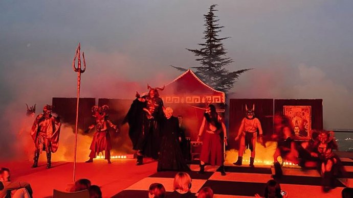 El espectáculo 'La noche de las almas' del Tibidabo por Halloween.