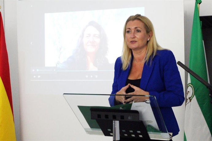 Archivo - La directora del Instituto Andaluz de la Mujer (IAM), Laura Fernández.