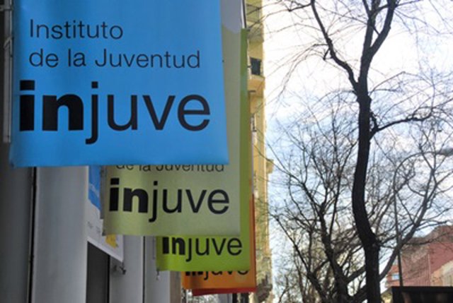 Fachada del INJUVE