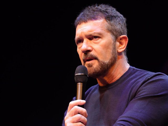 ANTONIO BANDERAS