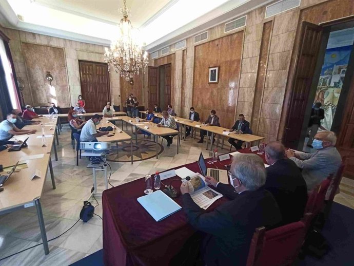 Reunión de la Mesa del Agua en la Subdelegación del Gobierno de Almería