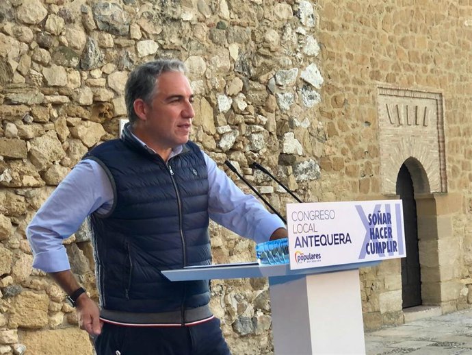 El presidente del PP de Málaga y consejero de la Presidencia de la Junta de Andalucía, Elías Bendodo, en un acto en Antequera (Málaga)