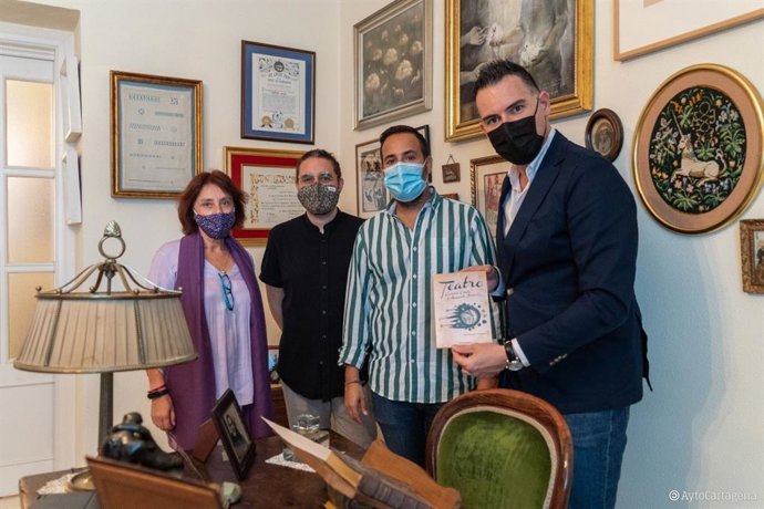 Presentación de Teatro de Carmen Conde