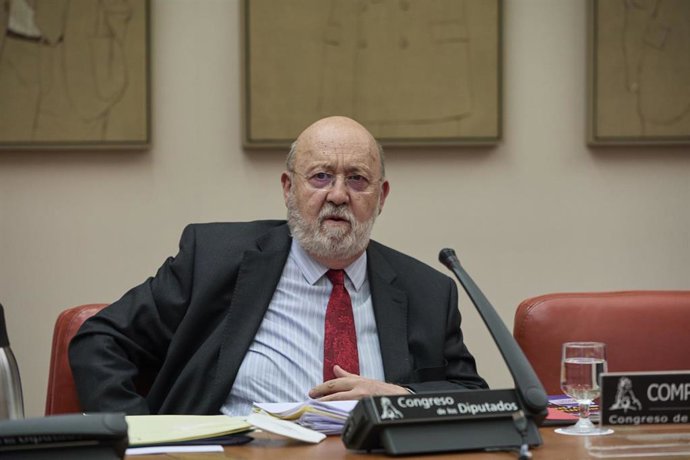 Archivo - El presidente del Centro de Investigaciones Sociológicas, José Félix Tezanos, comparece en una Comisión Constitucional en el Congreso de los Diputados, a 16 de junio de 2021, en Madrid (España). Durante su intervención, Tezanos ha informado so