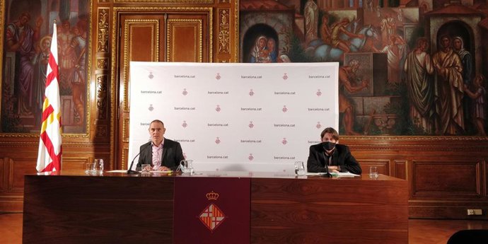 El concejal de Emergencia Climática y Transición Ecológica de Barcelona, Eloi Badia, en rueda de prensa.