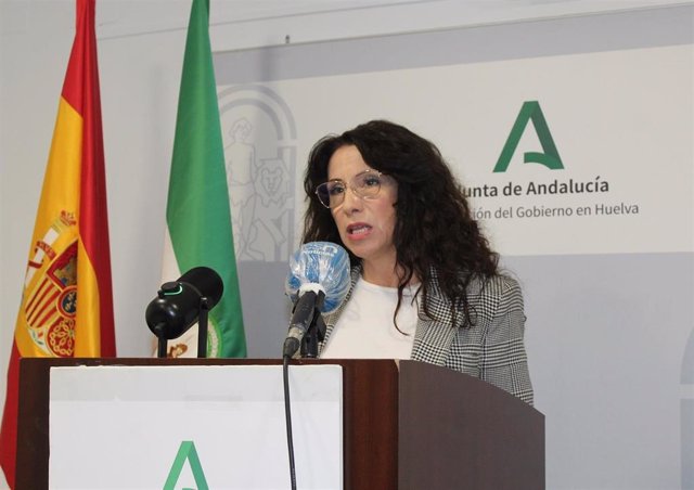 Archivo - La consejera de Igualdad, Políticas Sociales y Conciliación, Rocío Ruiz, en la presentación en Huelva de los presupuestos de la Comunidad Autónoma para 2021.