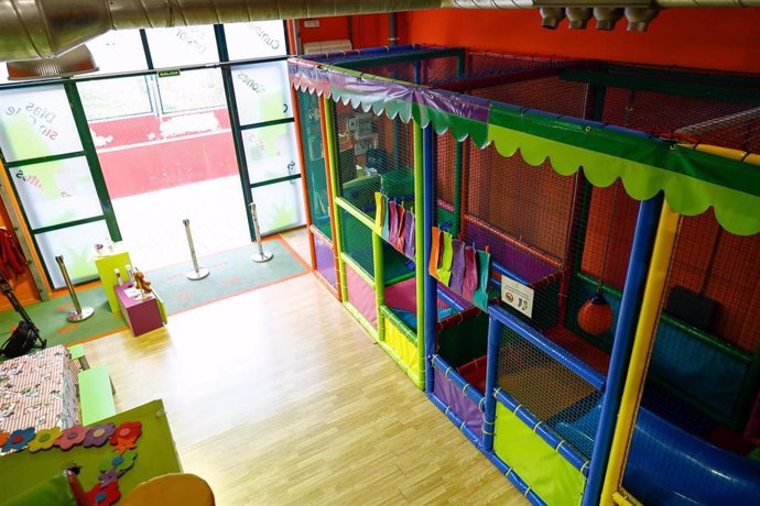 Archivo - Cabinas de bolas en un centro de ocio infantil 