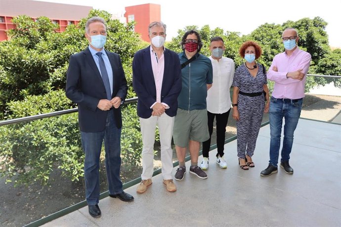 Archivo - Grupo de trabajo entre la UAL y el Instituto Balmis