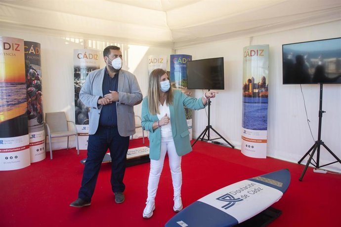 Irene García en el stand de Diputación con motivo de la SailGP