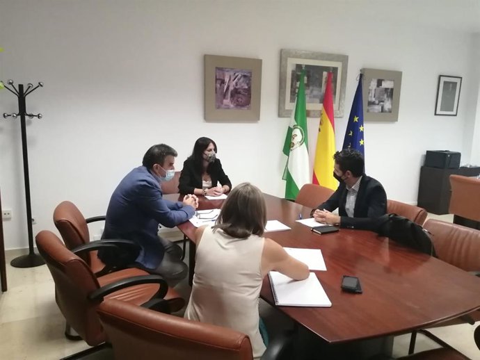 Reunión entre la Junta y la UCO.