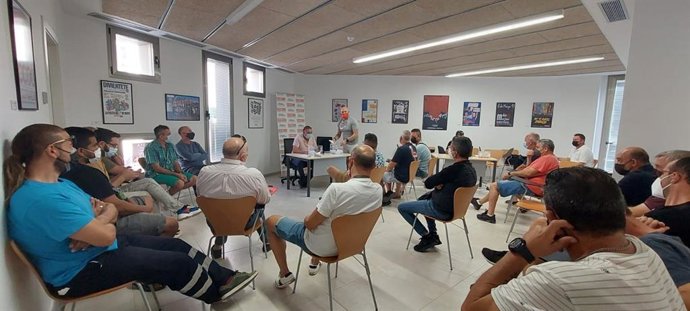 Asamblea de la Federación del Hábitat de CCOO de Baleares en Ibiza del sector de limpieza viaria.