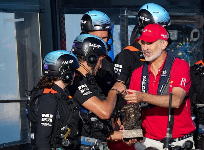 El Rey Felipe VI en la Spain Sail Grand Prix en Cádiz